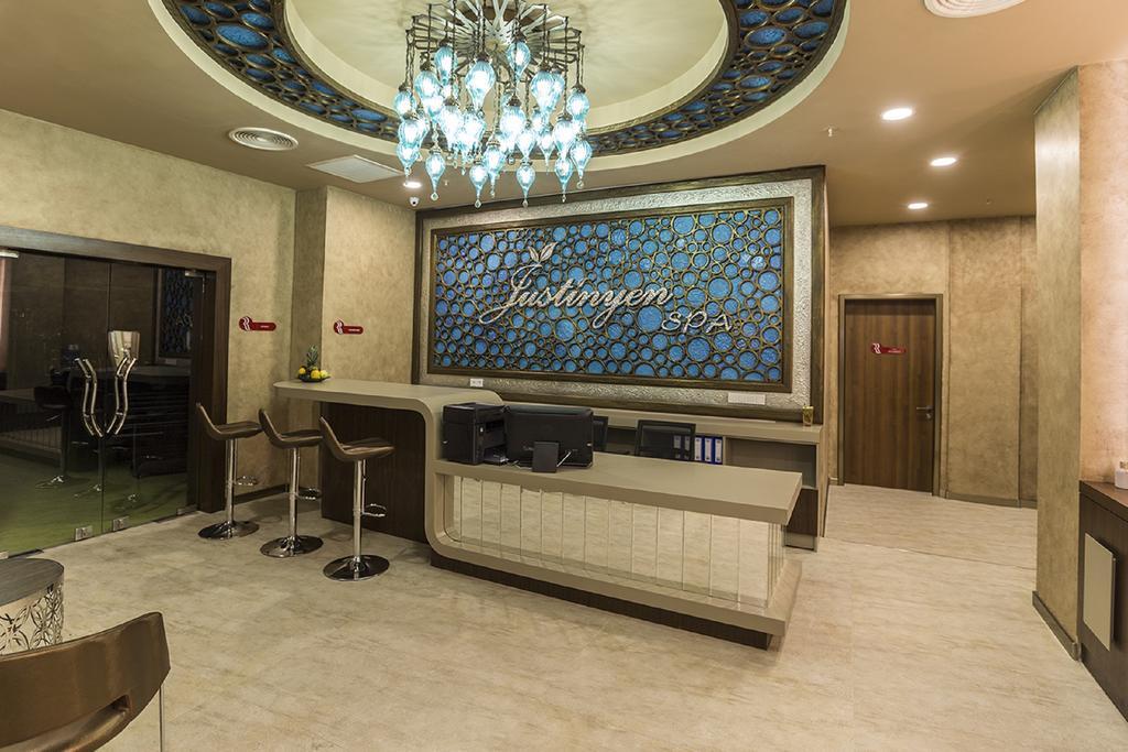 Ramada By Wyndham Sakarya Hotel Eksteriør billede